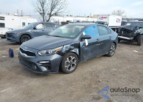 2020 Kia Forte Lxs z USA, uszkodzony, nr VIN 3KPF24AD4LE206902